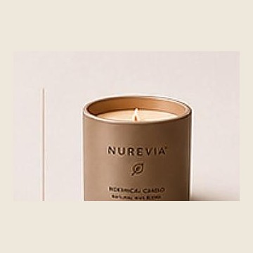 NUREVIA botanical candle